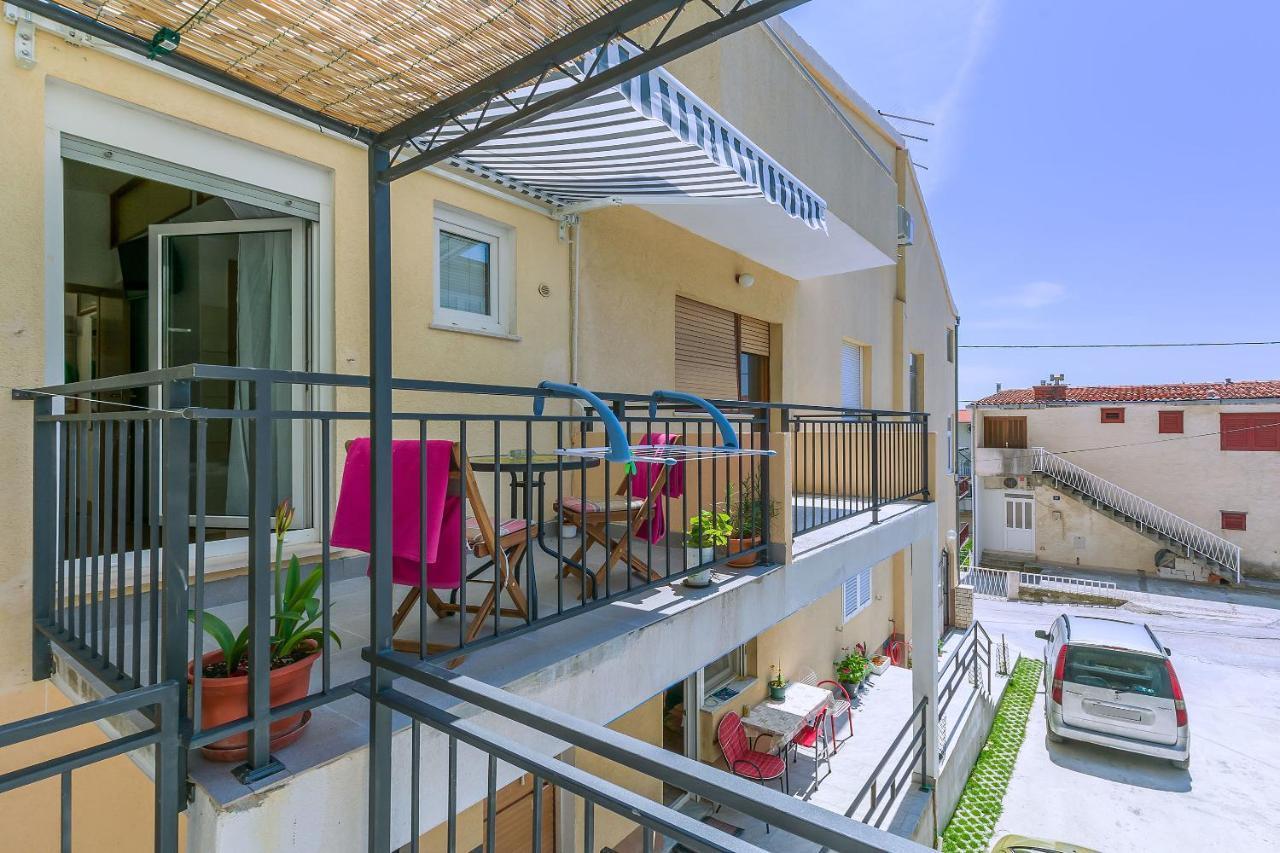Apartment Ivanka Omiš Exterior foto